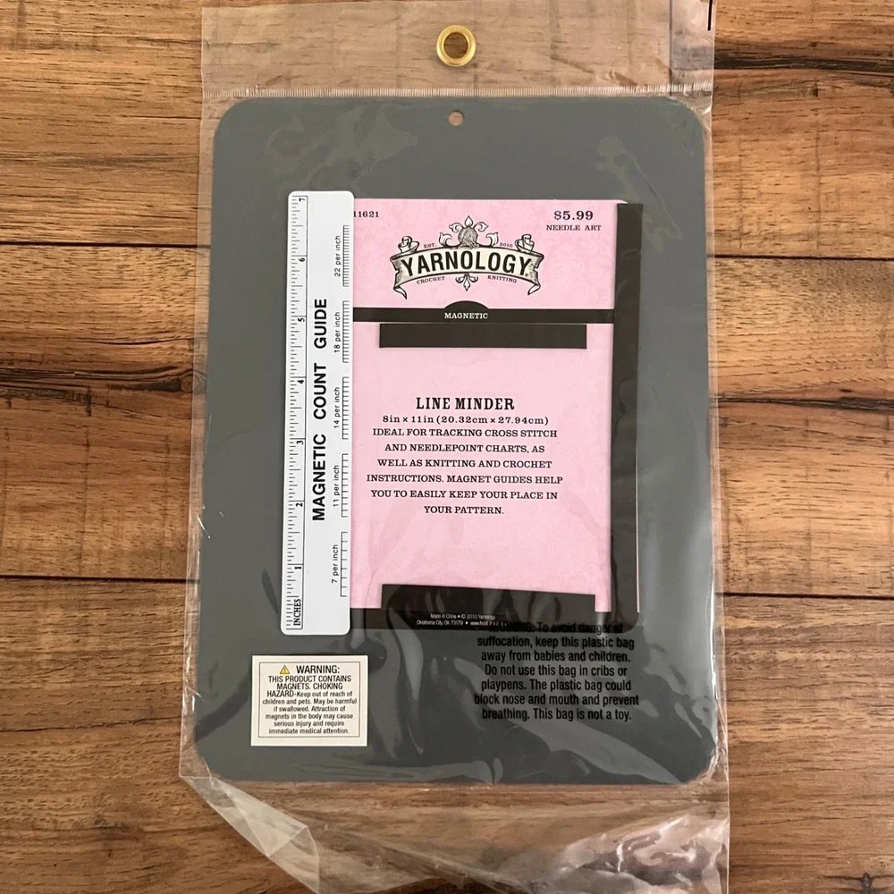 Yarnology Magnetic Line Minder 8x11 Cross Stitch Needlepoint Pattern Holder NEW
